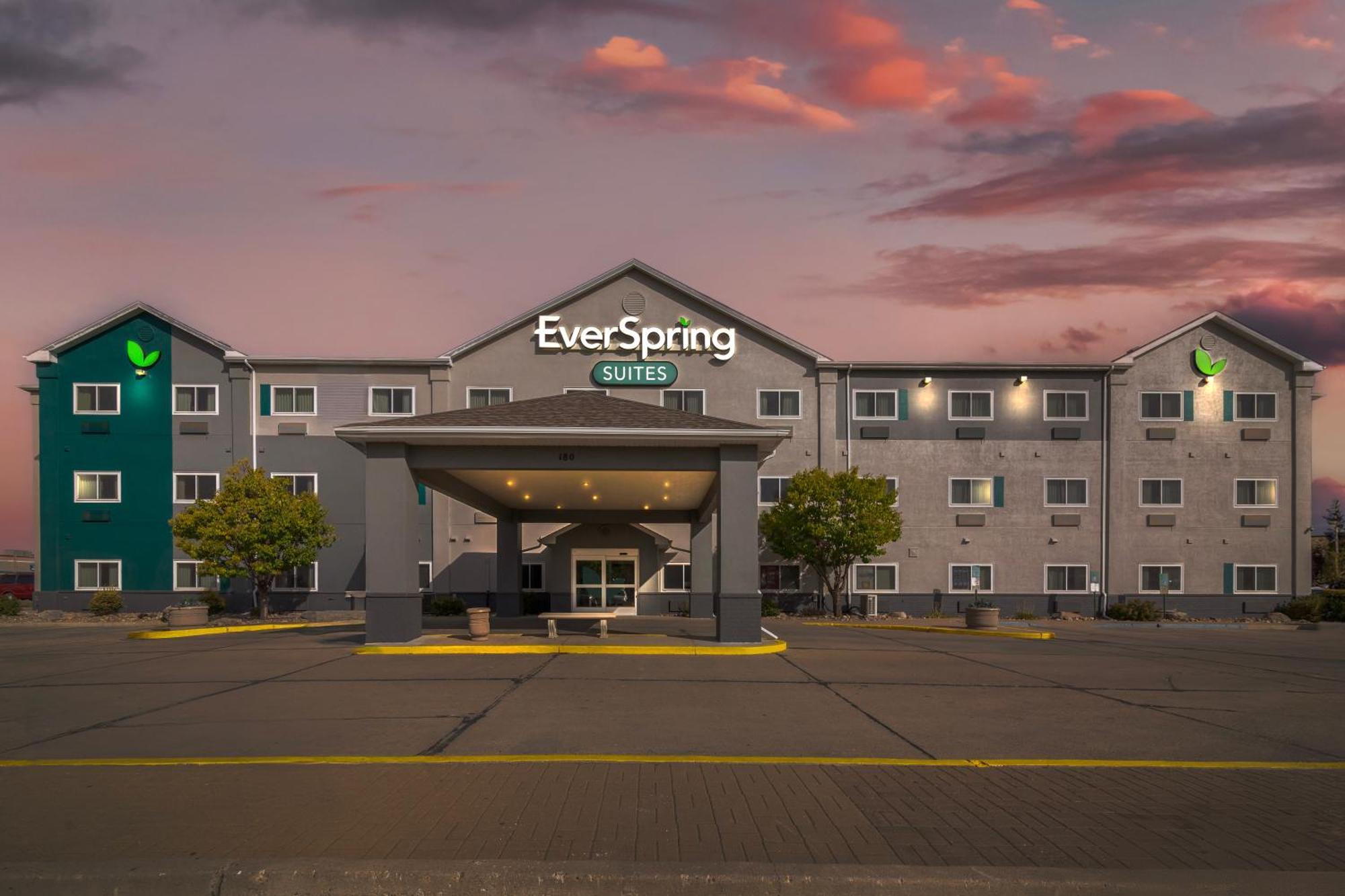Everspring Suites Bismarck Eksteriør billede