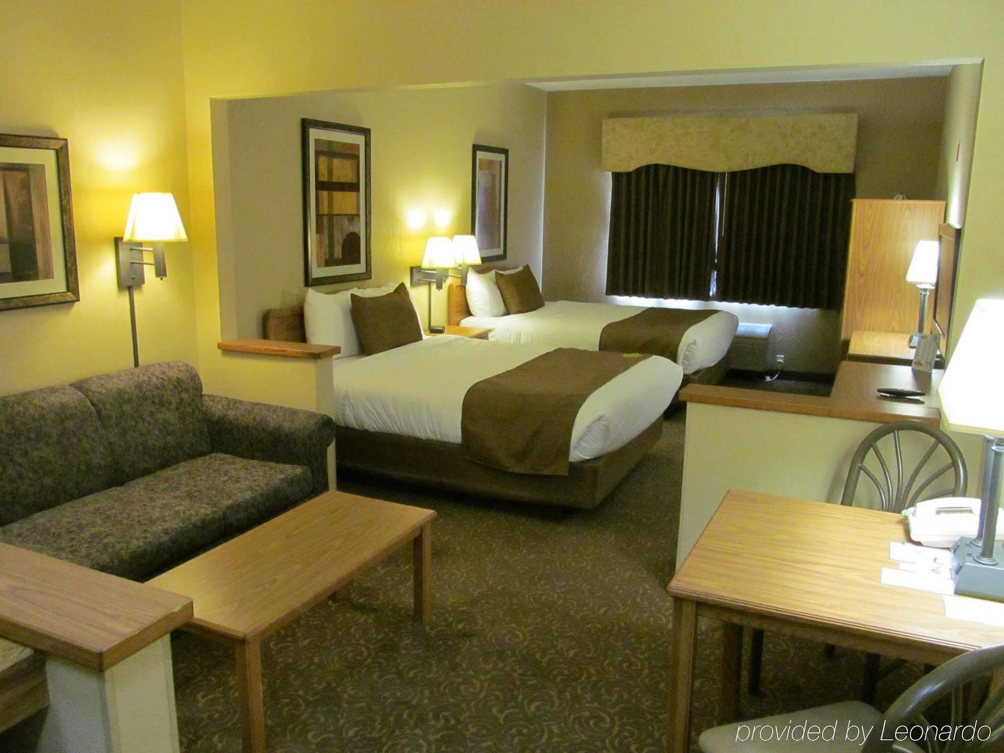 Everspring Suites Bismarck Eksteriør billede