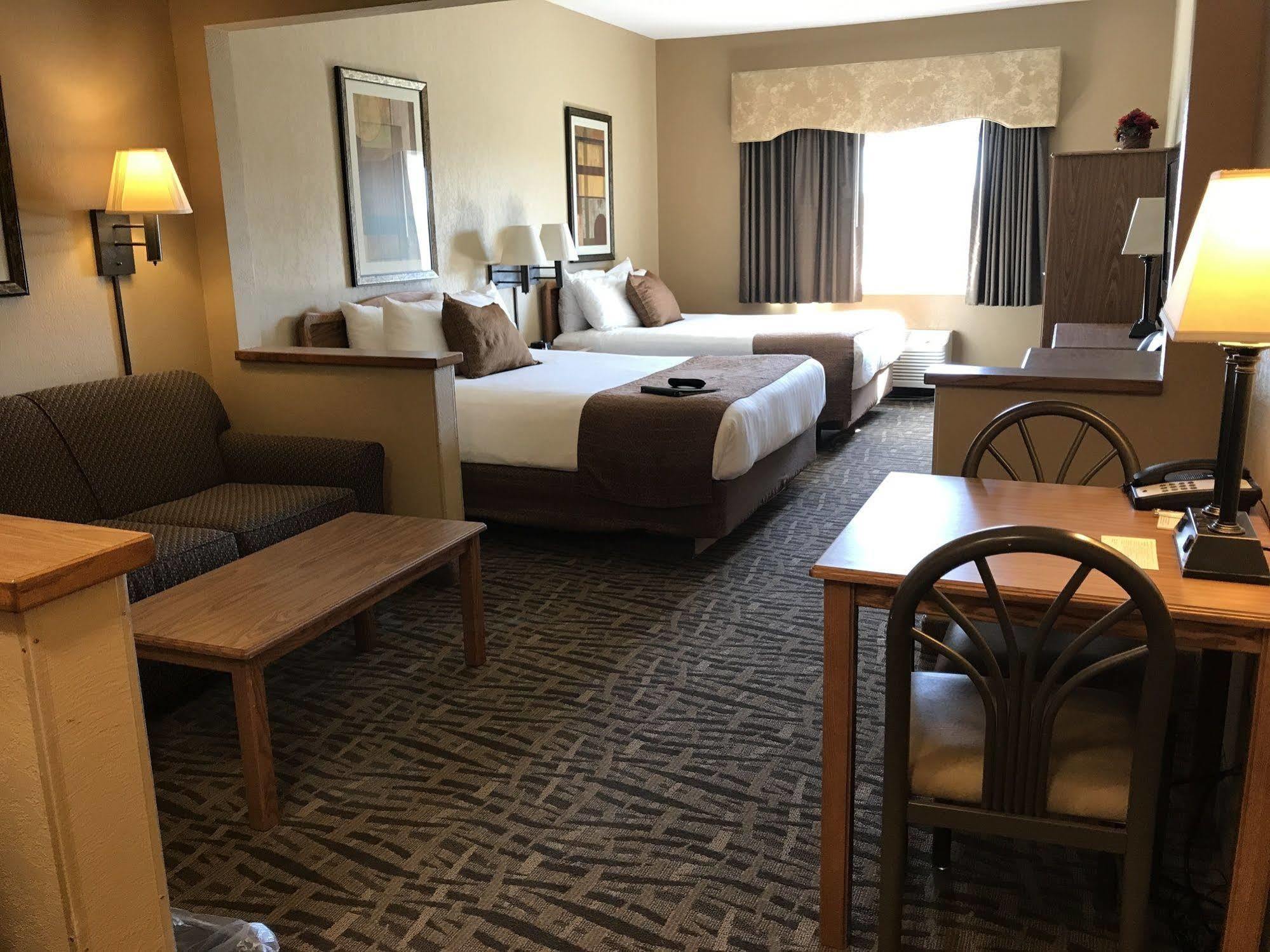 Everspring Suites Bismarck Eksteriør billede
